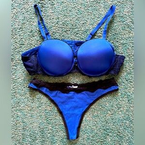 Torrid Push up Demi up blue/black lace bra Sz 42B with matching thong panty Sz 1